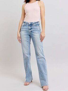 Judy Blue Light Wash mid-Rise Dad Jeans, size 26